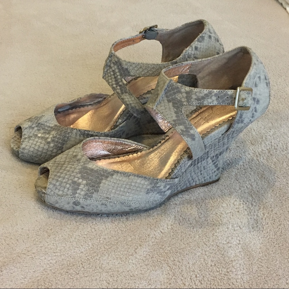 Anthropologie snake print wedges